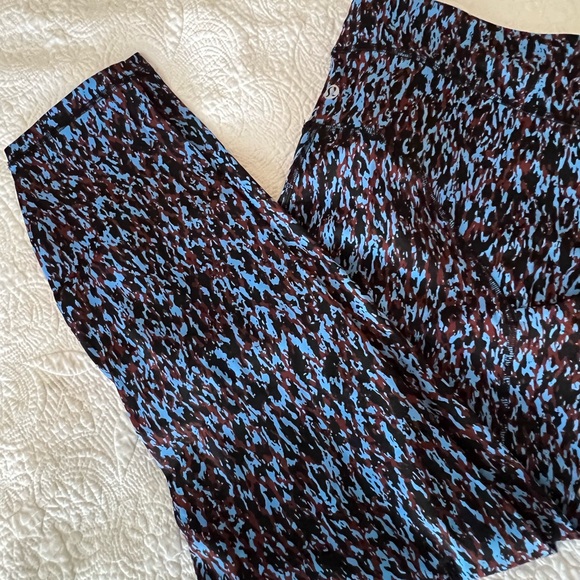 Lululemon Power Thru High-Rise Tight 25" Leggings (Sz 14) - Picture 5 of 8